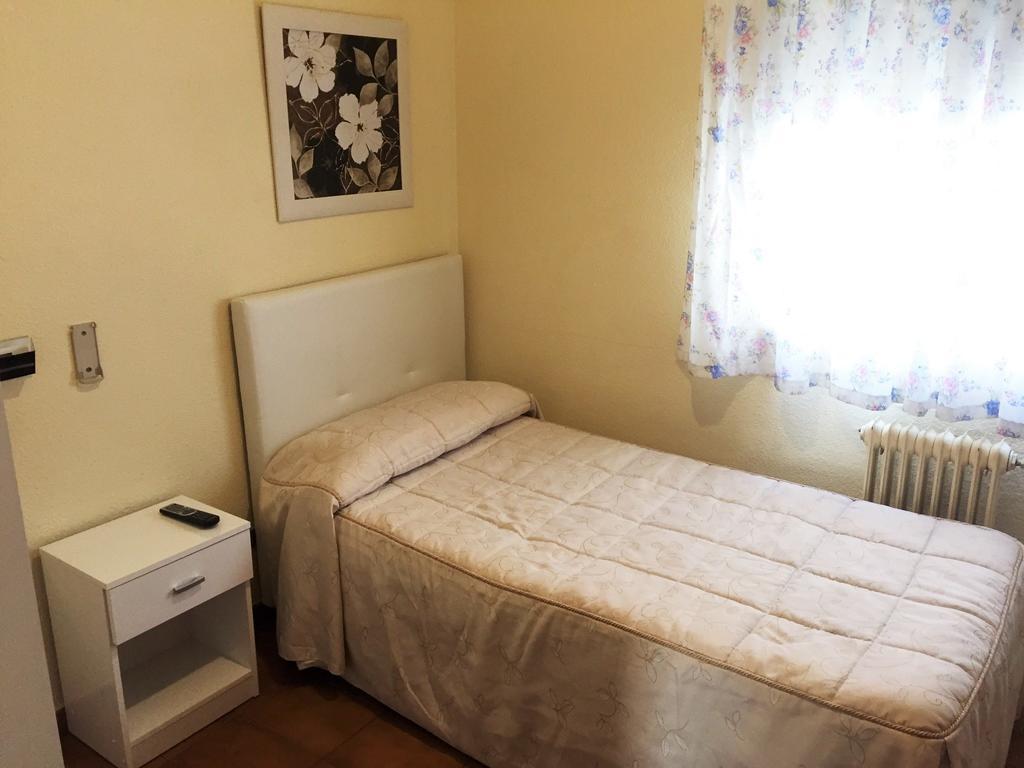 Hostal Victoria Úbeda Chambre photo